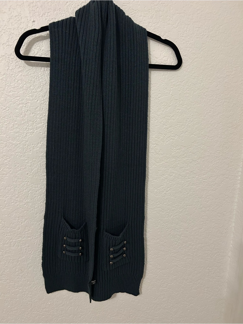 Dark Gray Ribbed Knit Pocket Scarf Y2K Studded Long Acrylic